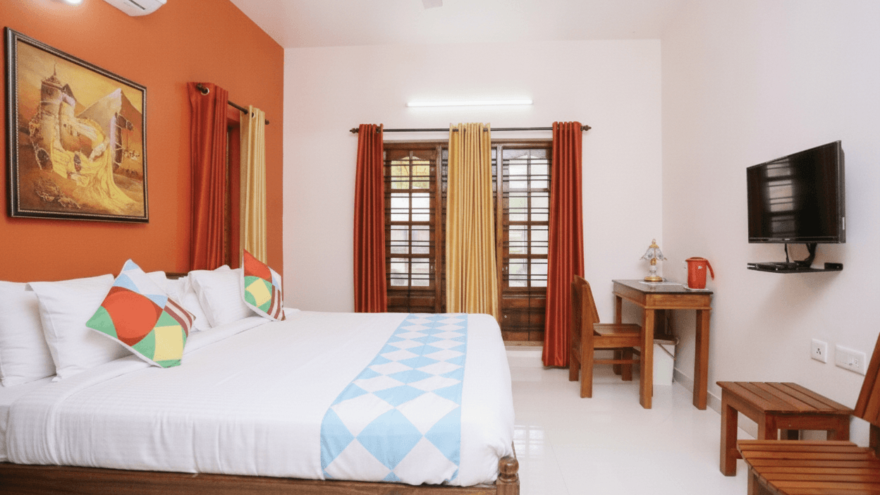 King Bedroom - Main